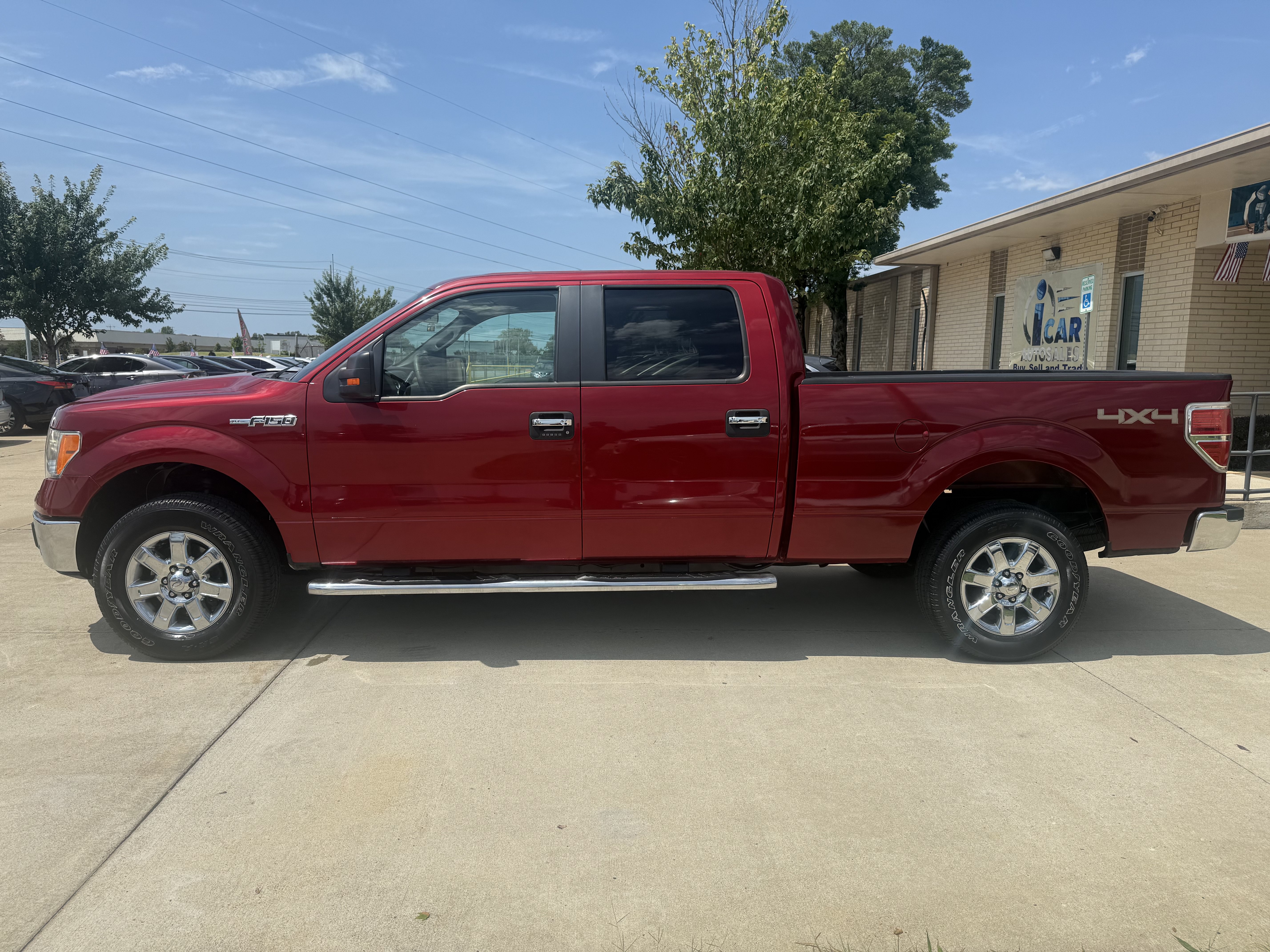 Used 2013 Ford F150 XLT w/ Luxury Equipment Group AWD/4WD image 4