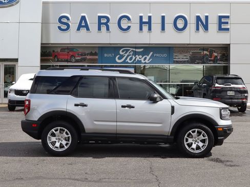 Used 2022 Ford Bronco Sport image 2