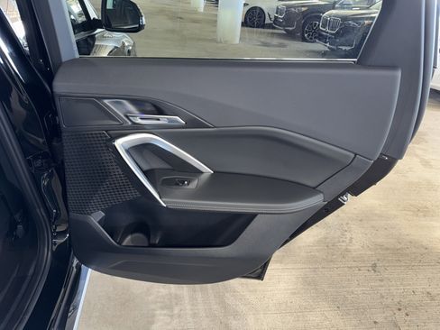Used 2025 BMW X1 xDrive28i w/ Technology Package image 11