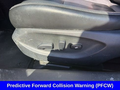 Used 2016 INFINITI Q50 3.0t Premium w/ Driver Assistance Package image 19