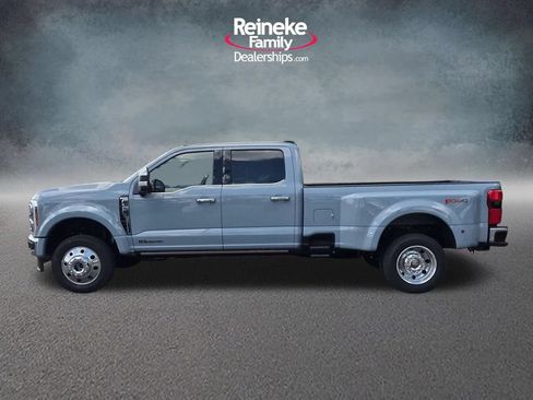 New 2026 Ford F450 King Ranch w/ Chrome Package AWD/4WD image 9