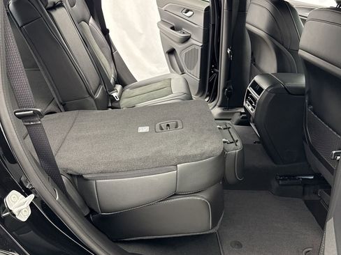 New 2025 Jeep Grand Cherokee Altitude AWD/4WD image 34
