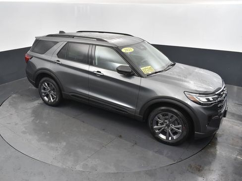 New 2026 Ford Explorer Active w/ Active Comfort Package image 23