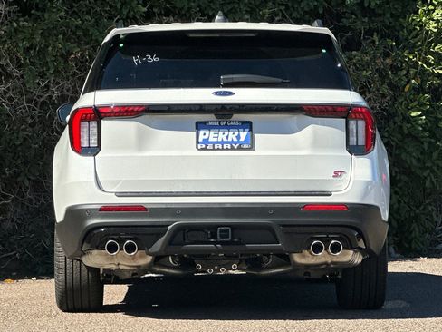 New 2026 Ford Explorer ST w/ Sun And Sound Package image 5