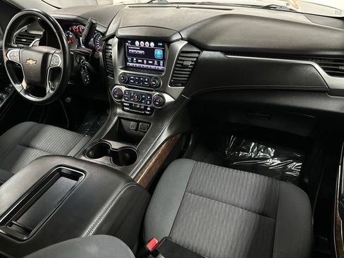 Used 2019 Chevrolet Tahoe LS AWD/4WD image 11