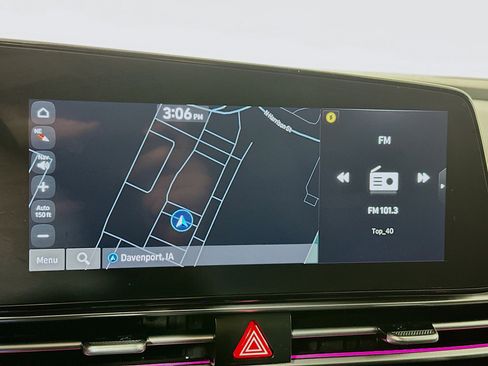 Certified 2024 Hyundai Elantra SEL w/ Convenience Package FWD image 13