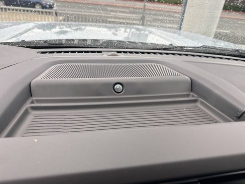 Used 2026 Ford F450 Platinum w/ FX4 Off-Road Package image 27