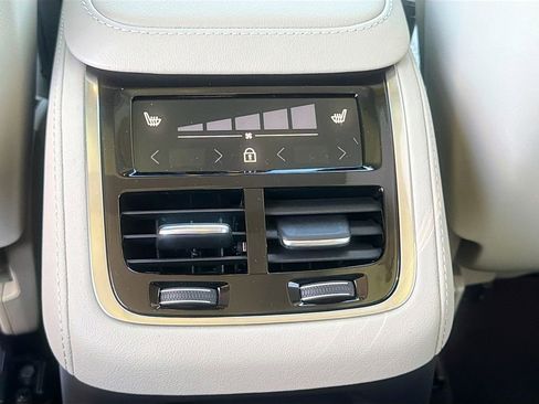 New 2026 Volvo XC90 T8 Ultra w/ Protection Package AWD/4WD image 27