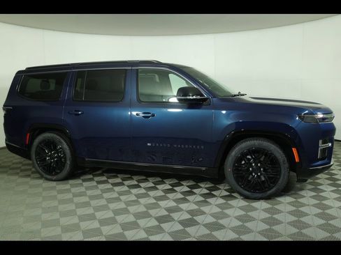 New 2026 Jeep Grand Wagoneer Limited AWD/4WD image 16