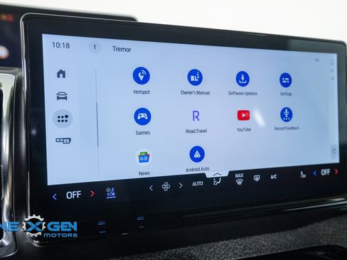 Used 2025 Ford Expedition Tremor AWD/4WD image 21
