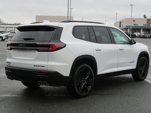 Certified 2026 GMC Acadia Elevation w/ Black Edition image 5