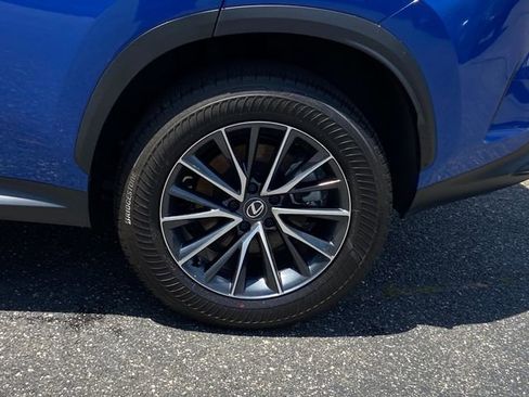 Certified 2025 Lexus NX 350 AWD w/ Accessory Package (2T) image 12