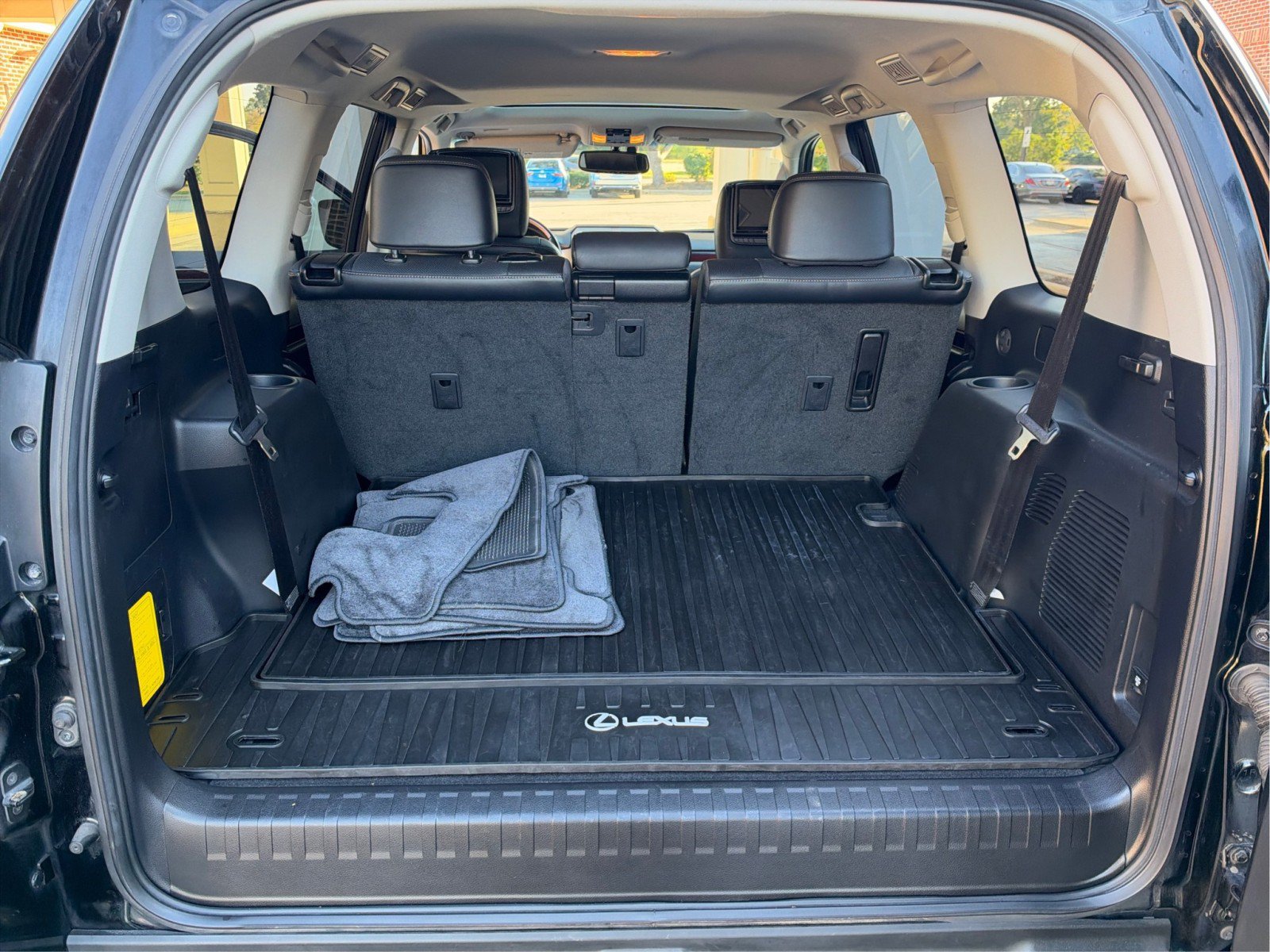 Used 2018 Lexus GX 460 Premium w/ Premium Package AWD/4WD image 34
