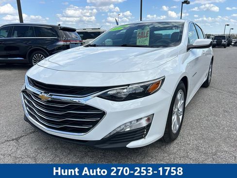 Used 2022 Chevrolet Malibu LT FWD image 1