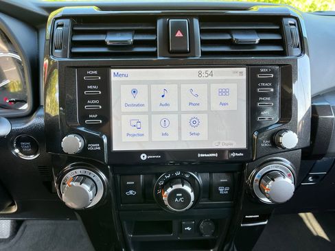 Used 2024 Toyota 4Runner TRD Off-Road Premium image 17