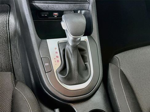 Certified 2024 Kia Forte LXS w/ LXS Technology Package FWD image 17