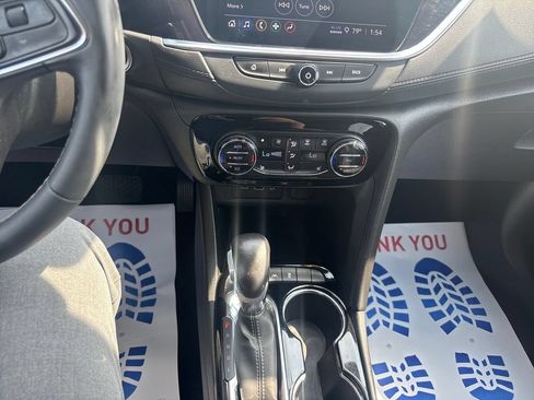 Used 2021 Buick Encore GX Select FWD image 23