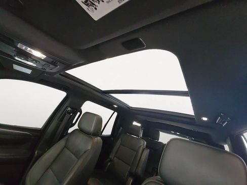 Certified 2022 Chevrolet Tahoe RST w/ Sport Performance Package AWD/4WD image 12