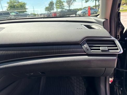 Used 2018 Honda Accord EX image 51