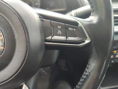 Used 2018 MAZDA MAZDA3 Touring FWD image 14