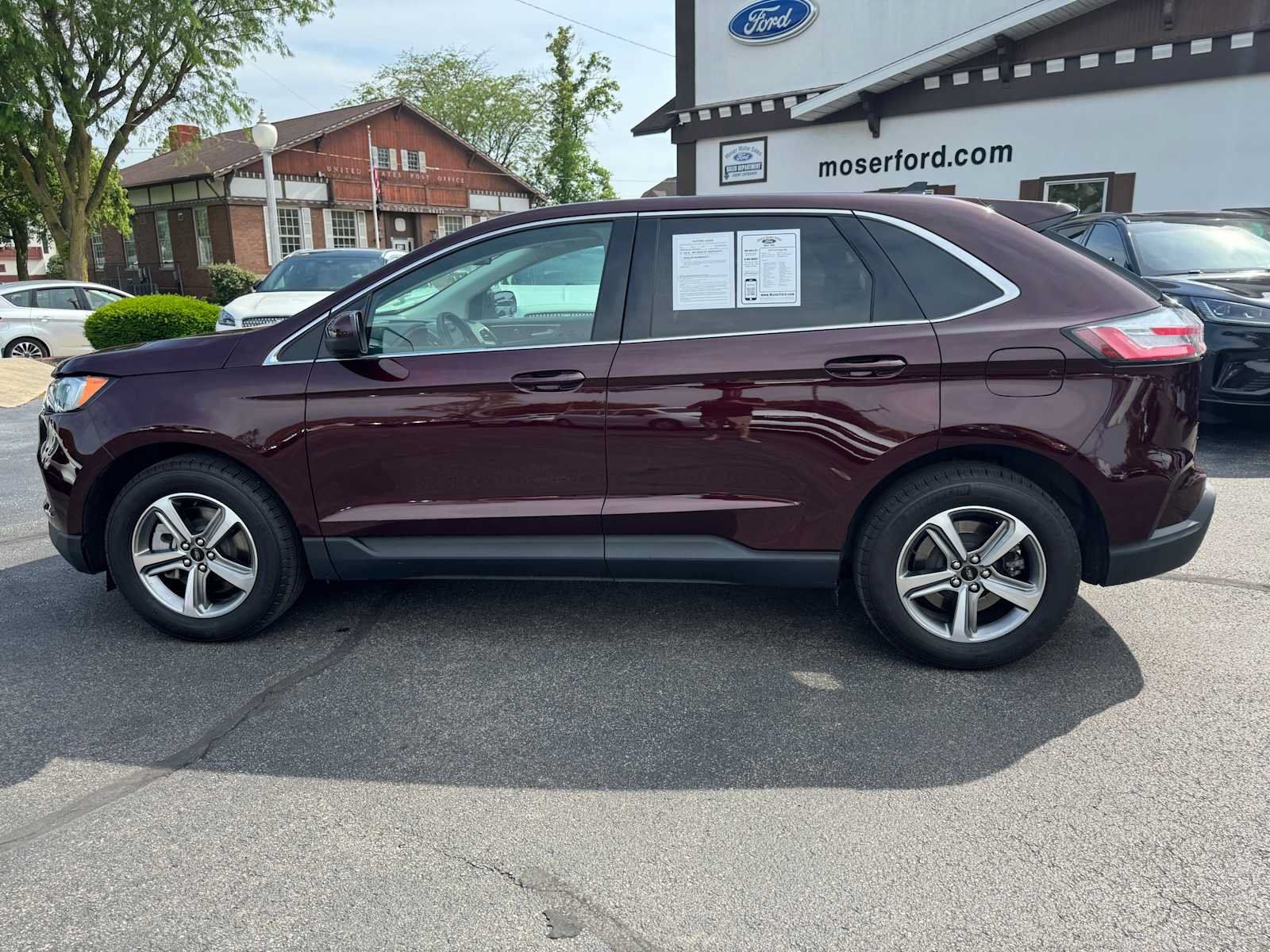 Used 2023 Ford Edge SEL w/ Convenience Package AWD/4WD image 9