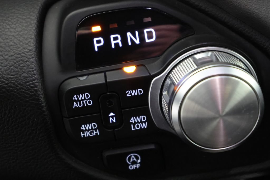 Used 2025 RAM 1500 Laramie AWD/4WD image 19