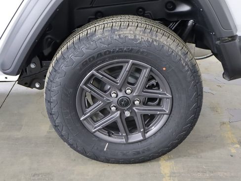 New 2026 Jeep Wrangler Unlimited Sport image 42