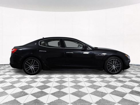 Used 2018 Maserati Ghibli S Q4 AWD/4WD image 21