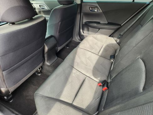 Used 2015 Honda Accord LX image 37