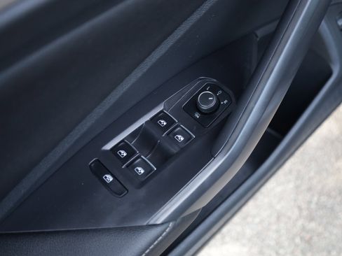 Used 2024 Volkswagen Jetta S FWD image 17