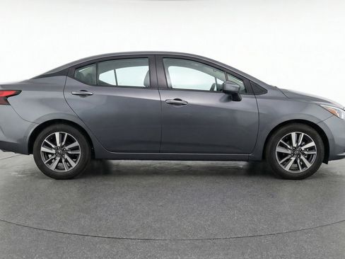 Used 2025 Nissan Versa SV image 11