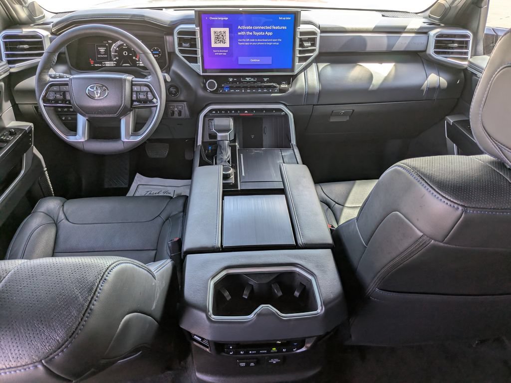 Used 2025 Toyota Sequoia Platinum AWD/4WD image 17