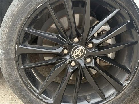 Used 2024 Toyota Camry XSE image 9