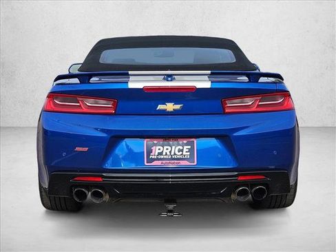 Used 2018 Chevrolet Camaro SS image 7