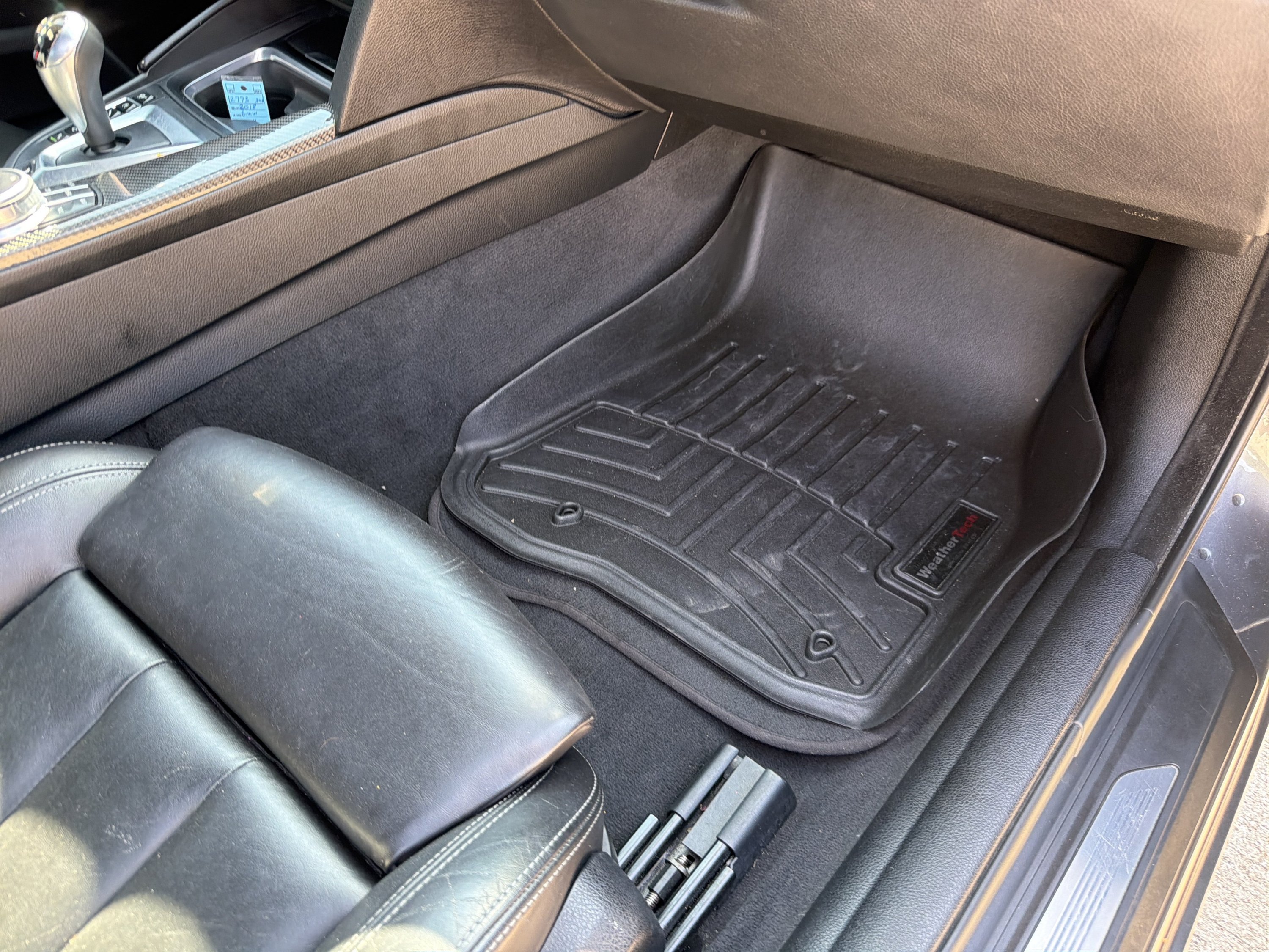 Used 2018 BMW M4 Convertible RWD image 34