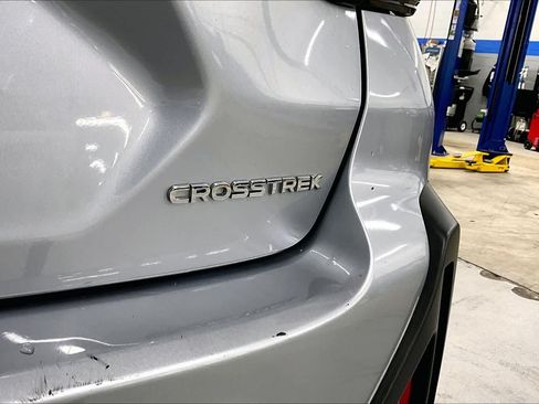 Used 2025 Subaru Crosstrek 2.5i Premium AWD/4WD image 10
