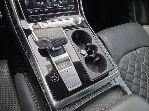 Used 2023 Audi SQ8 Premium Plus image 29