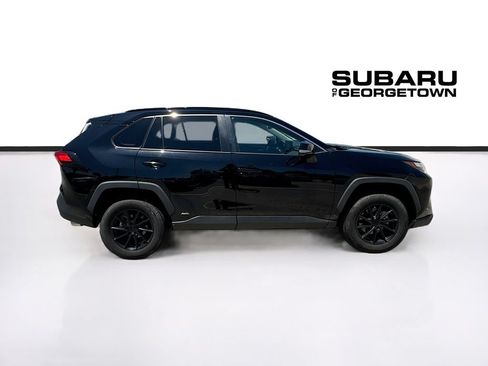 Used 2022 Toyota RAV4 XLE w/ Convenience Package AWD/4WD image 8