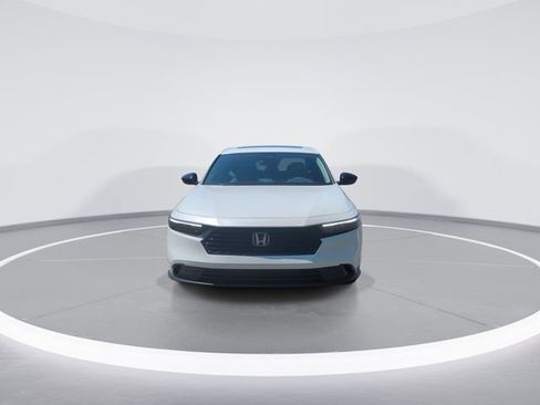 Used 2026 Honda Accord SE image 3