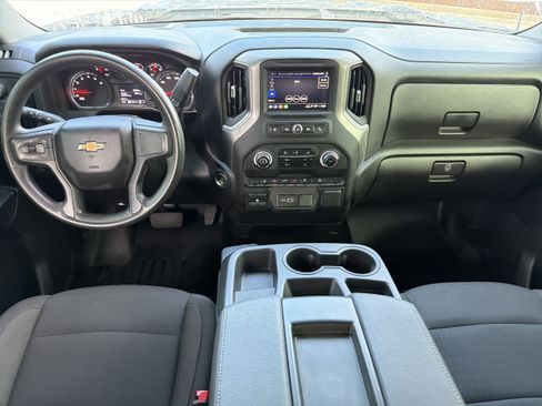 Used 2025 Chevrolet Silverado 2500 Custom w/ Custom Value Package AWD/4WD image 2