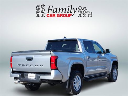 Certified 2024 Toyota Tacoma SR5 image 4