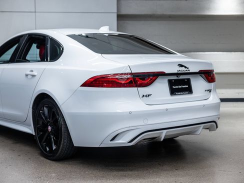 Used 2022 Jaguar XF R-Dynamic SE AWD/4WD image 23