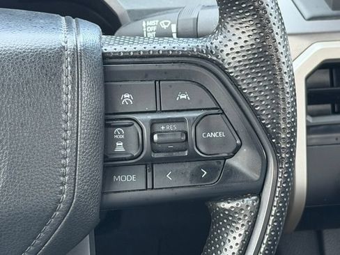 Used 2025 Toyota Tacoma SR5 AWD/4WD image 28