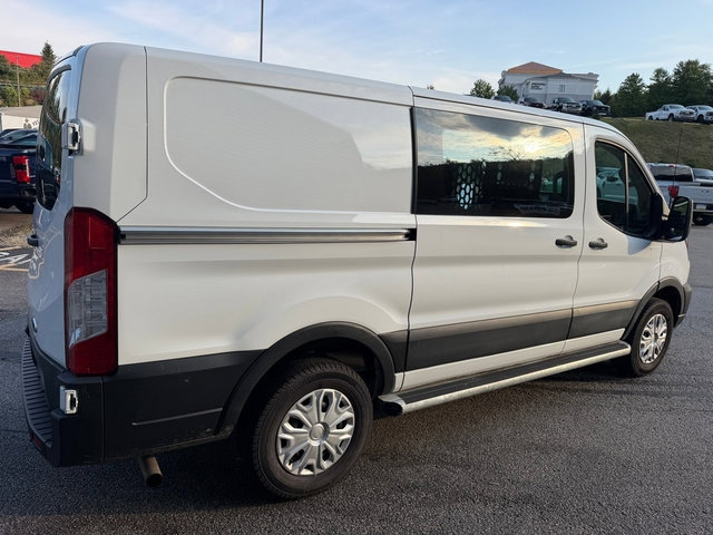 Certified 2025 Ford Transit 250 Low Roof w/ Exterior Upgrade Package RWD image 8