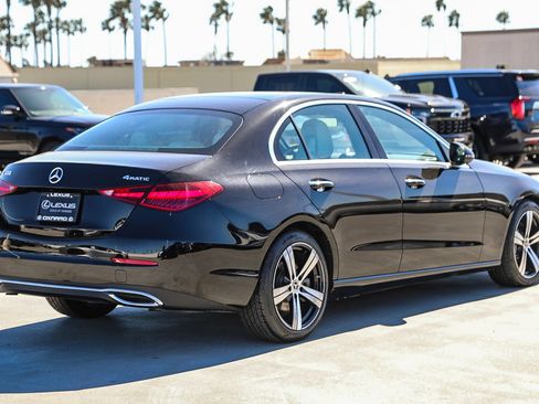 Used 2023 Mercedes-Benz C 300 4MATIC Sedan image 6