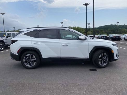 Certified 2026 Hyundai Tucson SEL FWD image 2