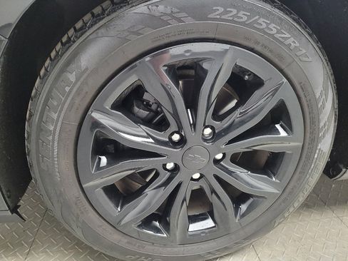Used 2019 Chevrolet Malibu LT FWD image 31