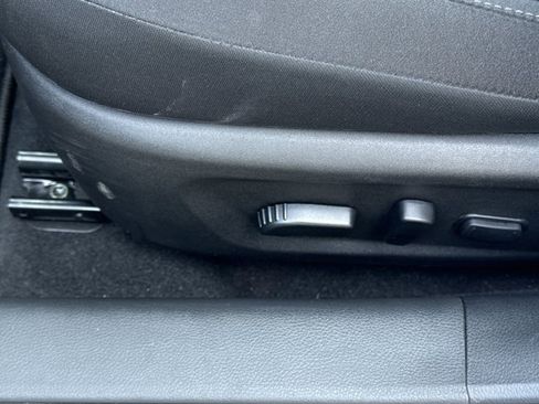 Used 2024 Nissan Altima 2.5 SV w/ SV Premium Package image 16