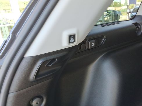 Used 2023 Jeep Grand Cherokee Limited AWD/4WD image 24