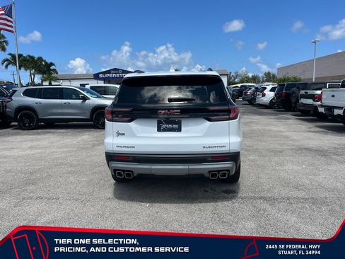 Used 2026 GMC Acadia Elevation w/ Elevation Premium Package FWD image 6